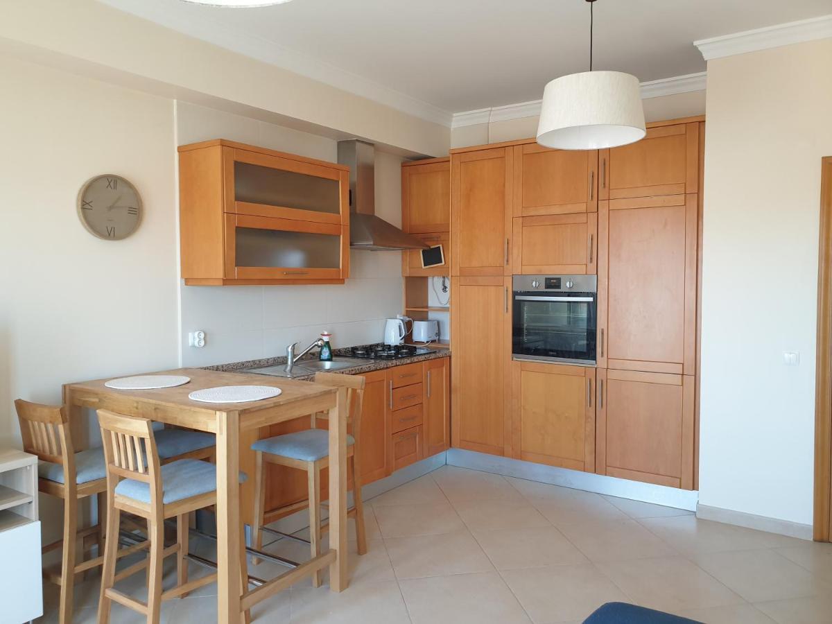 Oura Beach T1 Apartment Coral , Close To The Strip, Swimming Pool, Wi Fi, A/C Albufeira Exteriér fotografie